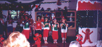 xmas2.jpg (17402 bytes)